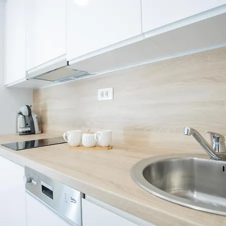 Διαμέρισμα Star Music Σπλιτ