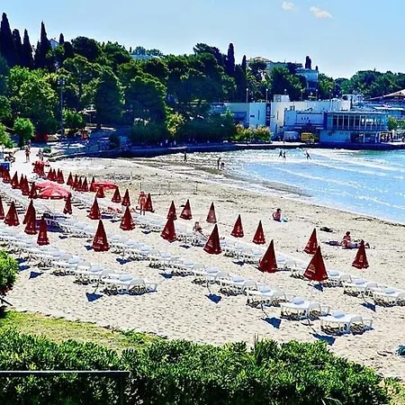 Star Music Σπλιτ