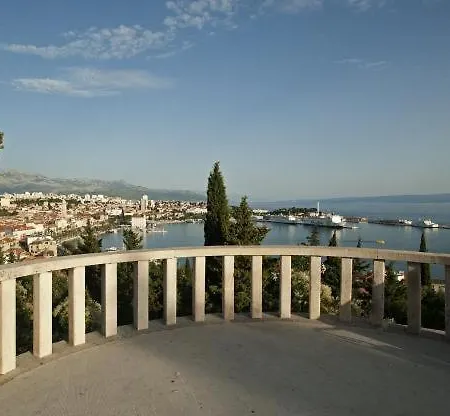 Apartment Star Music