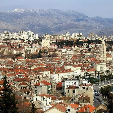 Apartment Star Music *